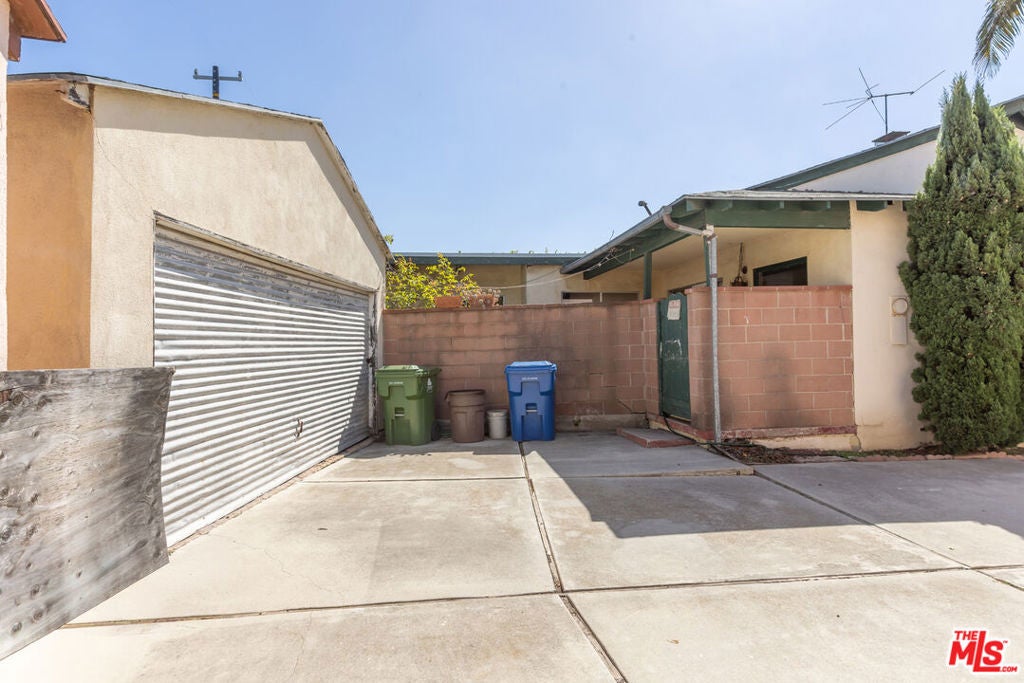 718 Valita Street