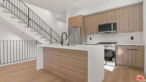 Photo of 10842 Peach Grove Street #B, North Hollywood, CA 91601 (MLS # 26839625)