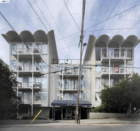 Photo of 811 York St #335, Oakland, CA 94610 (MLS # 41151781)