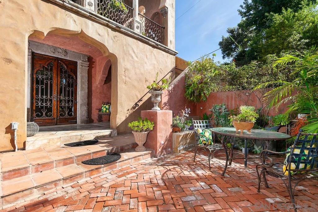 La Jolla - Residential Lease