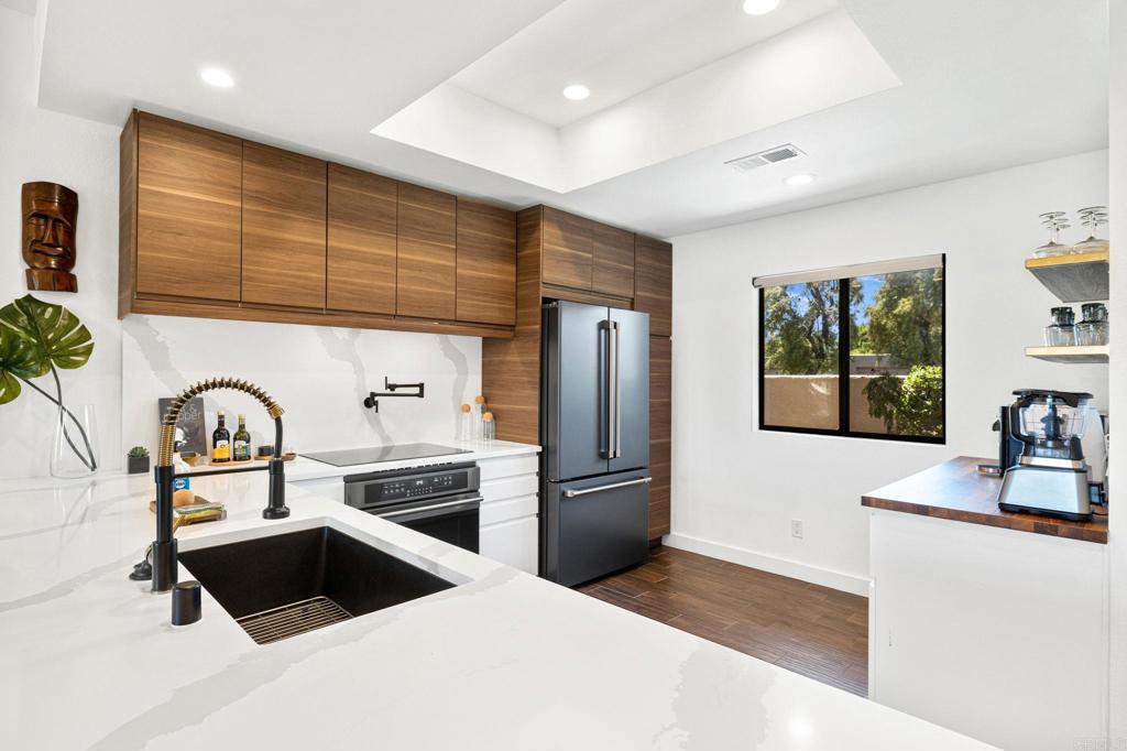 28284 Desert Princess Drive