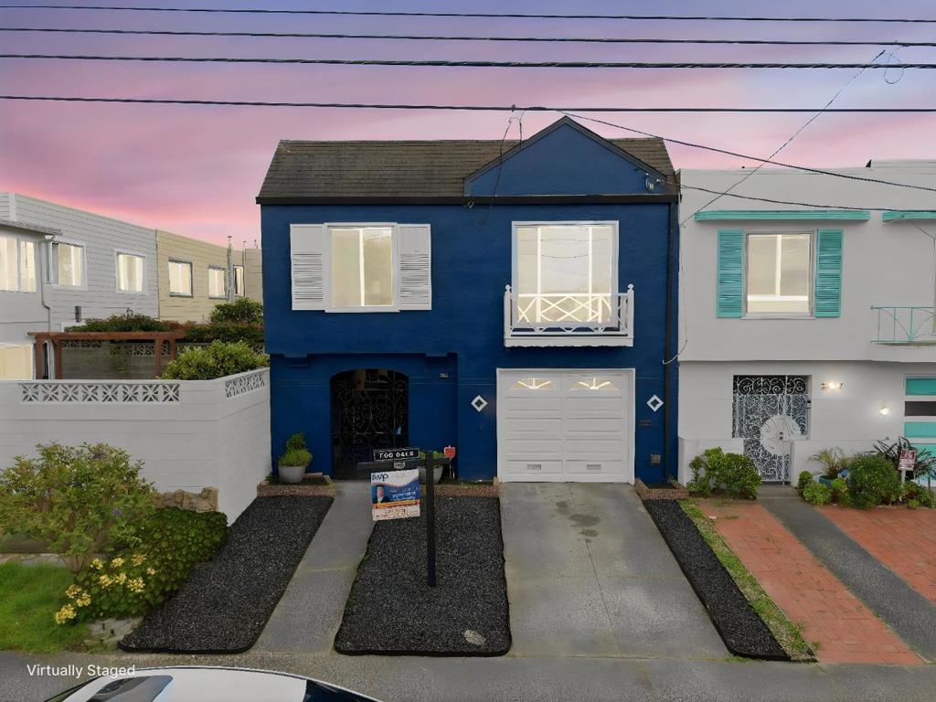 2521 QUINTARA Street