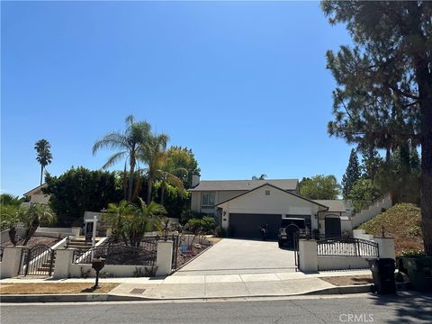 8456 Melba Avenue West Hills CA 91304