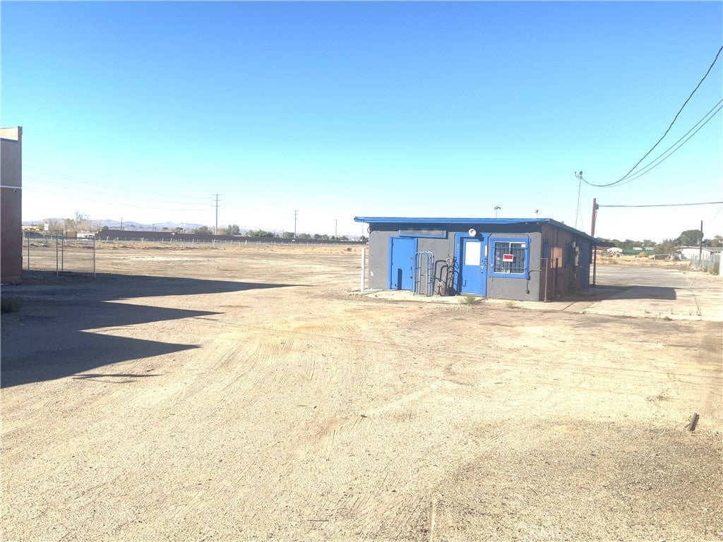 11598 Barlett