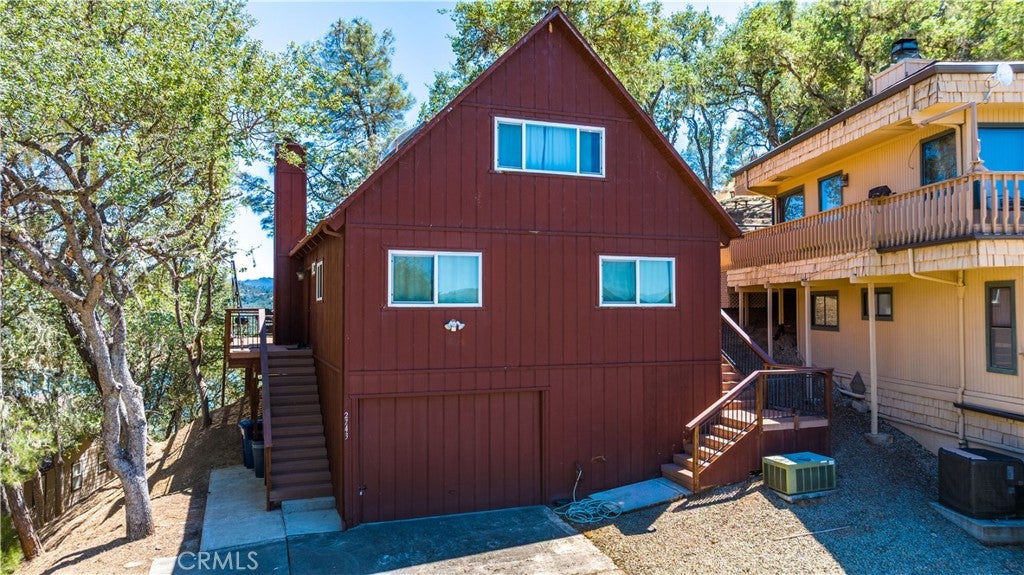 2743 Lookout Loop