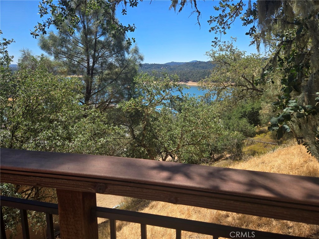 2743 Lookout Loop