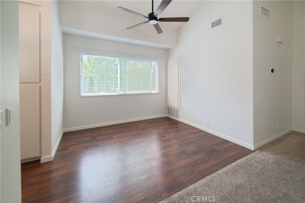 700 E Lake Drive 52