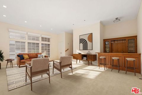 Photo of 1808 Franklin Canyon Drive, Beverly Hills, CA 90210 (MLS # 26638173)