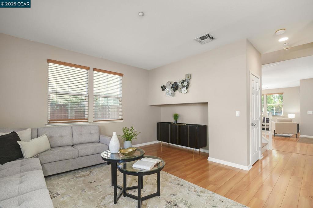 LIVERMORE - Residential