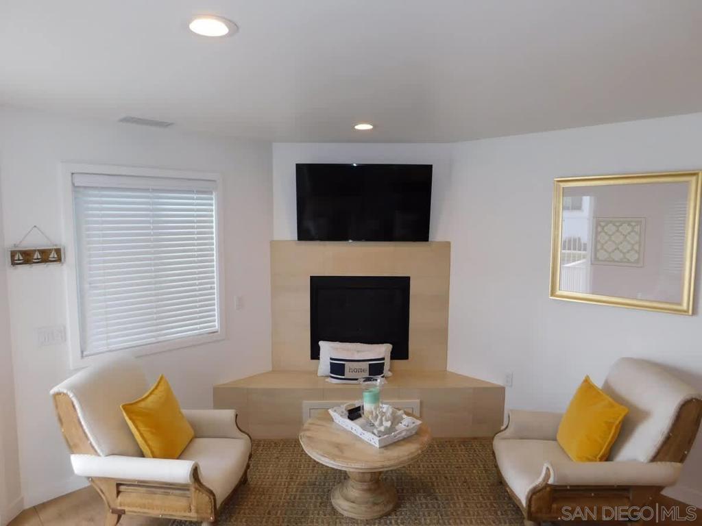 Ocean Beach - Residential Lease