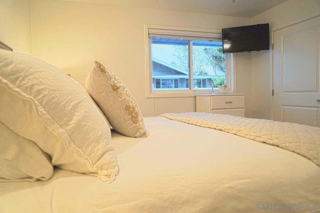 Ocean Beach - Residential Lease