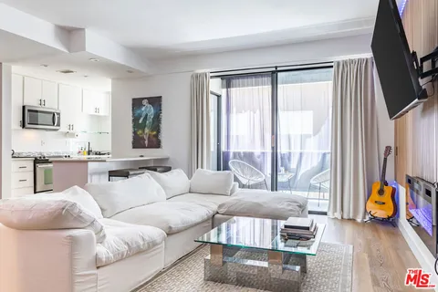 7250 Franklin Avenue Unit 512, Los Angeles, CA 90046 - MLS#: 25611115