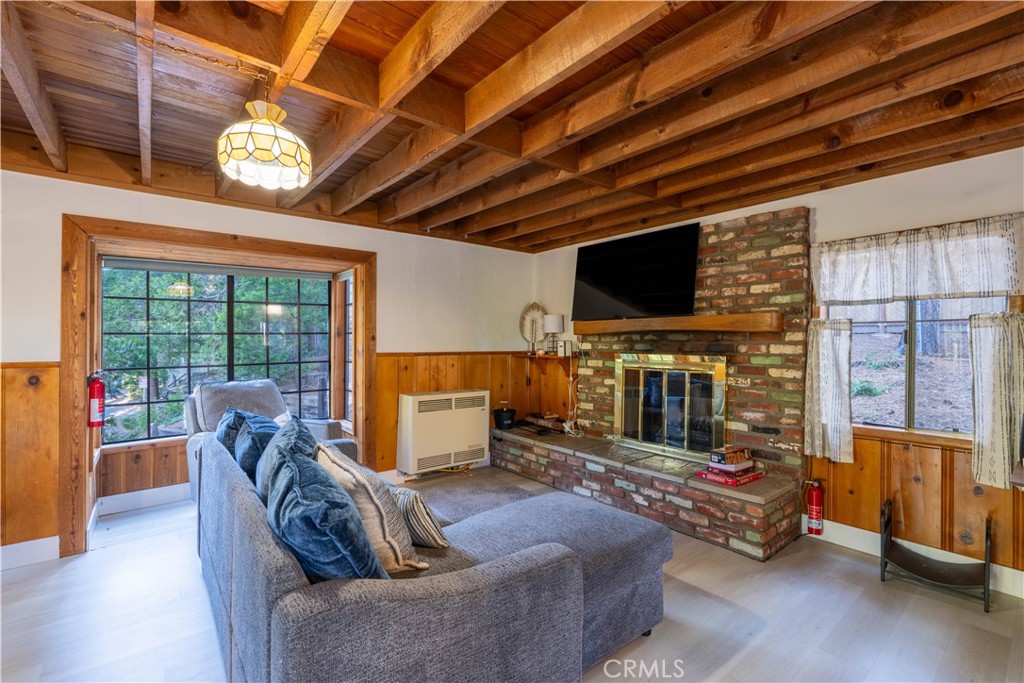 Twin Peaks (TWIN) - Residential