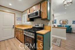 23930 #110 Arroyo Park