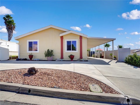 Photo of 29110 Via Princesa, Murrieta, CA 92563 (MLS # SW26202477)