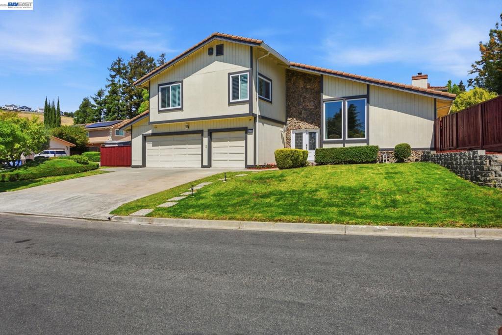 44304 Paiute Ct
