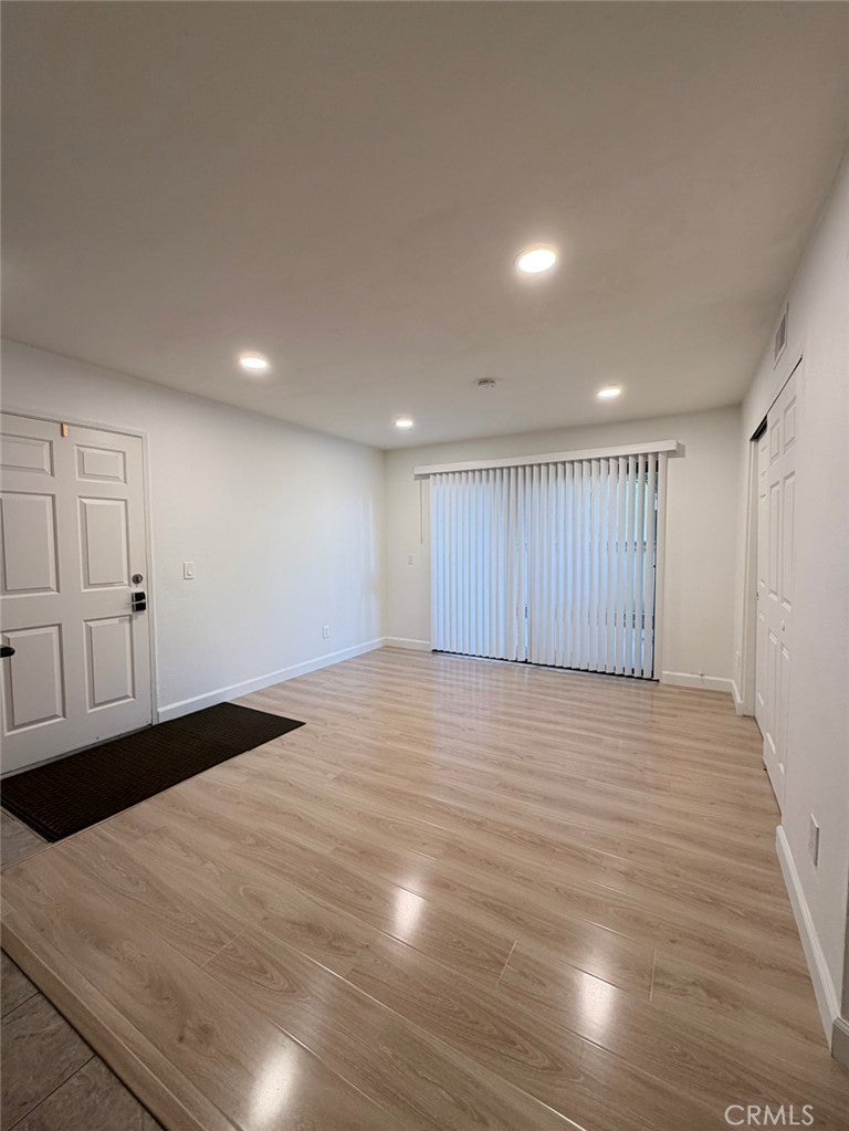 1144 W Blaine 102