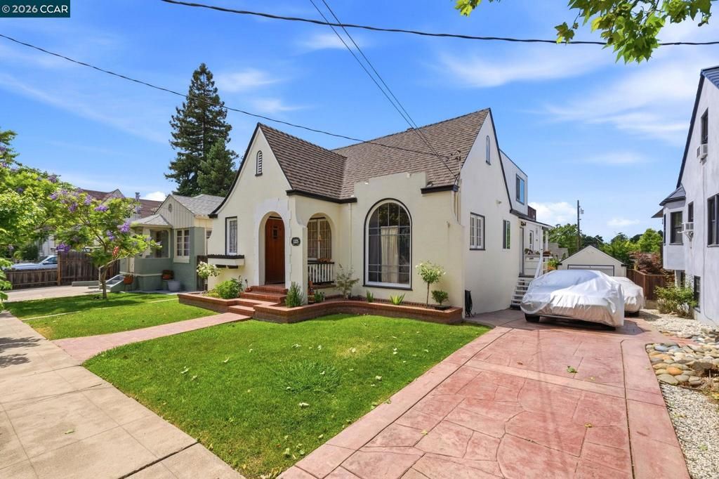 Photo of 1225 Ulfinian Way WAY, Martinez, CA 94553 (MLS # 41136260)
