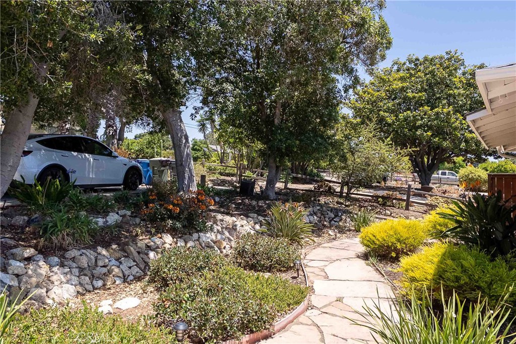 1950 Newport Avenue