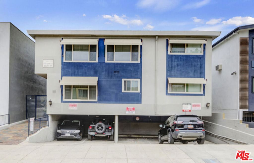 Charming, quiet, and secure building in one of West Hollywood's best areas. This pristine, bright 1BR/1BA upper unit boasts stylish hardwood floors throughout, a newly remodeled kitchen with stainless appliances and granite countertops, and a brand new AC unit. A large bedroom with an abundance of closet space as well as a freshly remodeled bathroom round out the excellent floor plan. New stacking washer/dryer as well as extra storage in the hallway. Street parking only. Nestled between incredible restaurants, shops, and bars on both Santa Monica Blvd. and Melrose Ave., you couldn't pick a better location to call home!