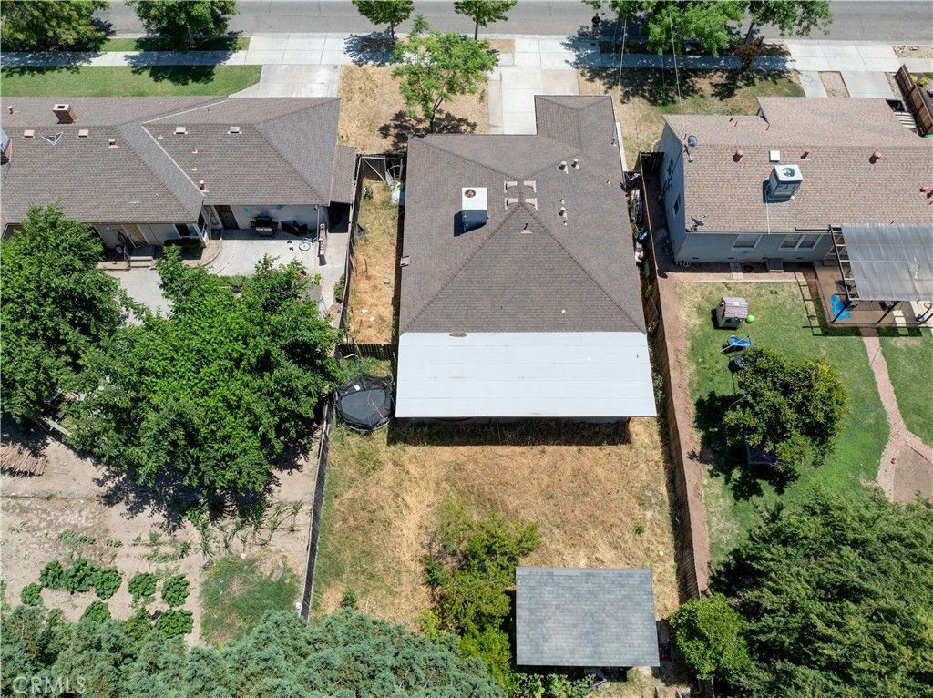 listing image 130727584481413126526