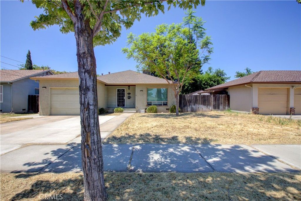 listing image 130724227619408359360