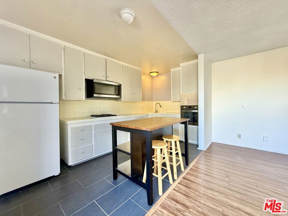 127 Loma Vista Street 5