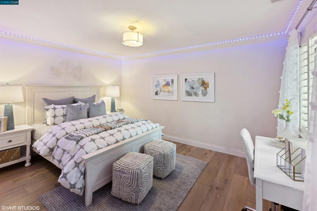 BLACKHAWK C. C. - Residential