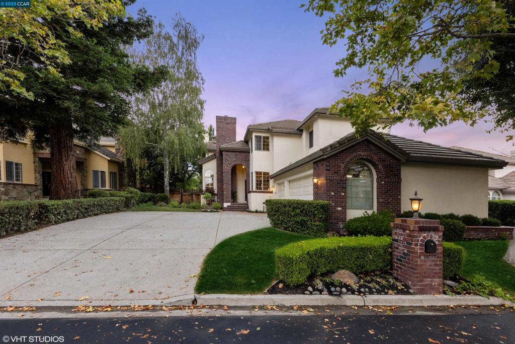 BLACKHAWK C. C. - Residential