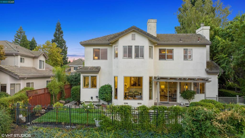 BLACKHAWK C. C. - Residential