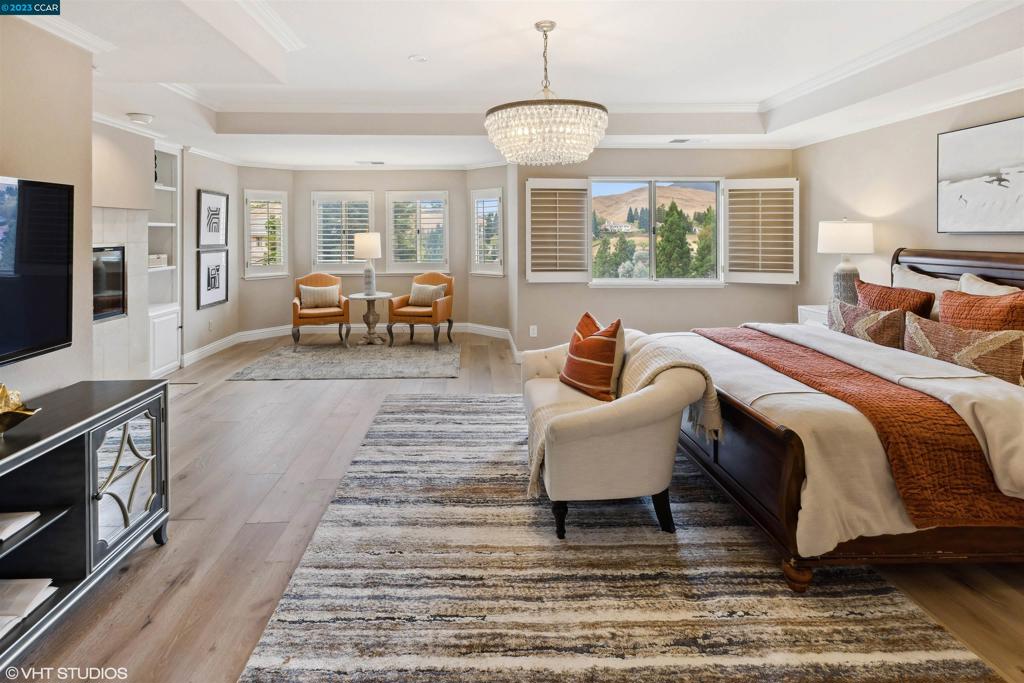 BLACKHAWK C. C. - Residential