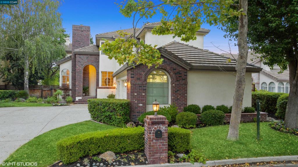 BLACKHAWK C. C. - Residential