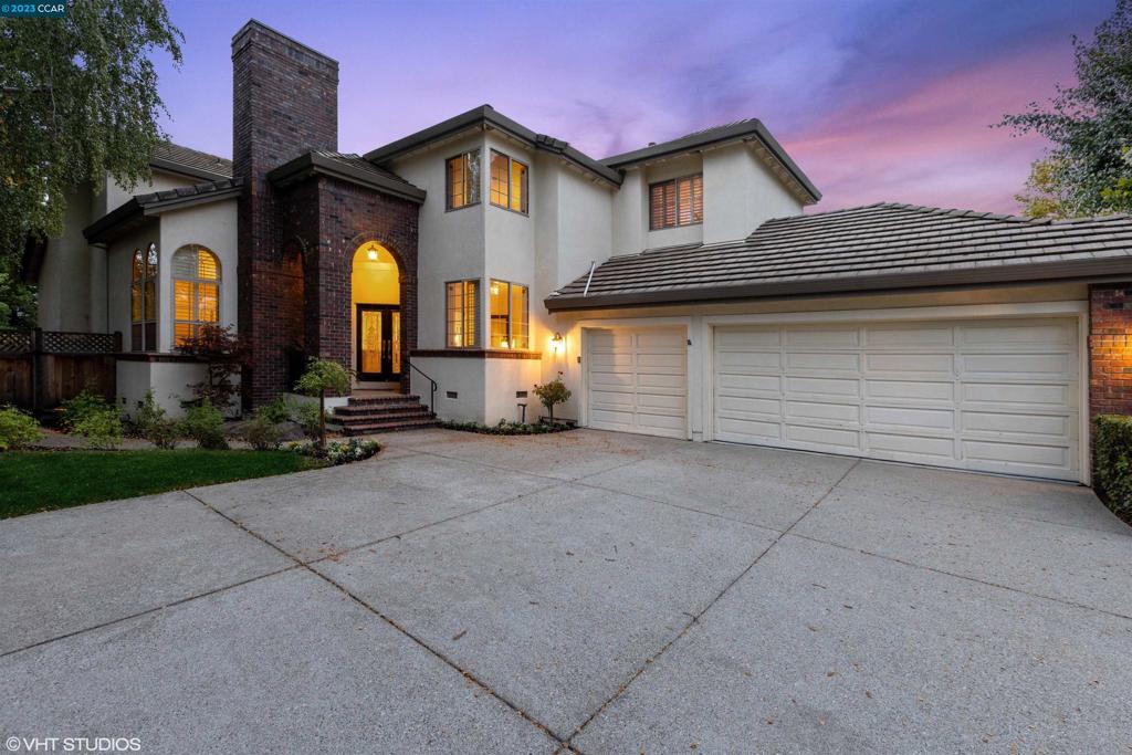 BLACKHAWK C. C. - Residential