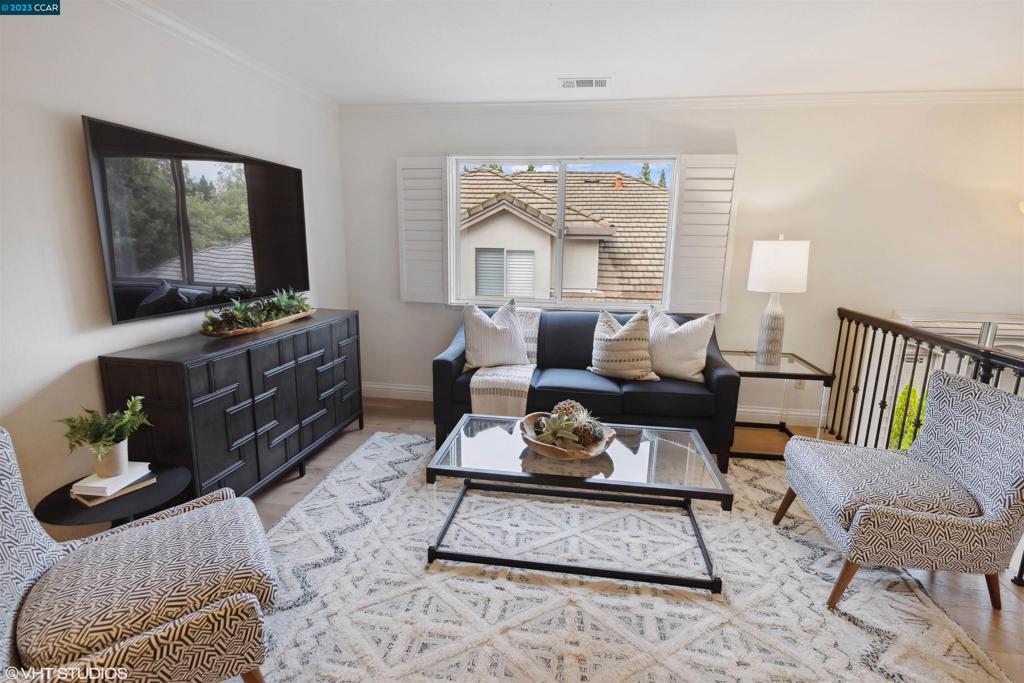 BLACKHAWK C. C. - Residential