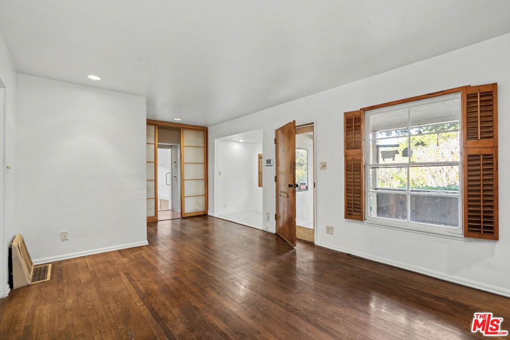 10784 Northgate Street