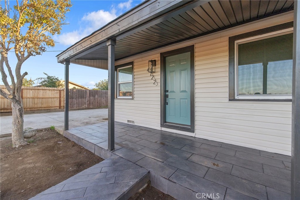 4722 E Florence Avenue