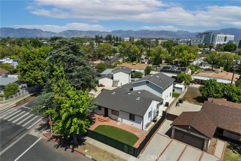 Photo of 8040 Ranchito Avenue, Panorama City, CA 91402 (MLS # SB26085814)