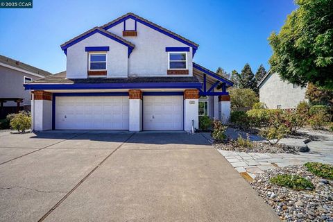 Photo of 633 Belvedere Dr Dr, Benicia, CA 94510 (MLS # 41112006) Photo of 633 Belvedere Dr Dr, Benicia, CA 94510 (MLS # 41112006)