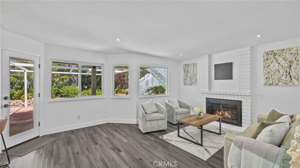 1385 Cresta Road
