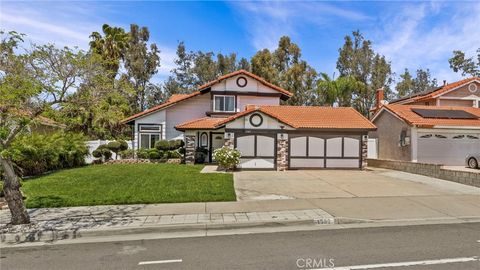 1385 Cresta Road Corona CA 92879