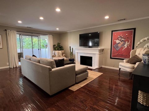 Photo of 600 Pennsylvania Avenue #12, Los Gatos, CA 95030 (MLS # ML82062881)