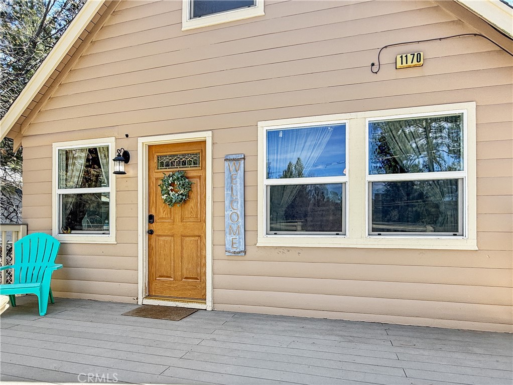 1170 Vine