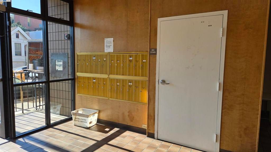 Photo of 165 7th St St #204, Oakland, CA 94607 (MLS # 41116484)