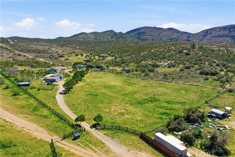 Photo of 53985 Robin Ln, Aguanga, CA 92536 (MLS # SW26056717)