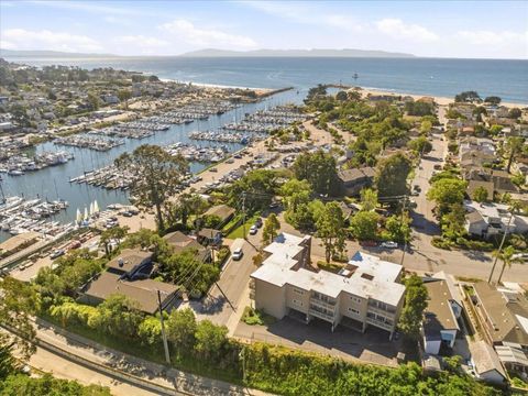 171 Marine Parade Santa Cruz CA 95062