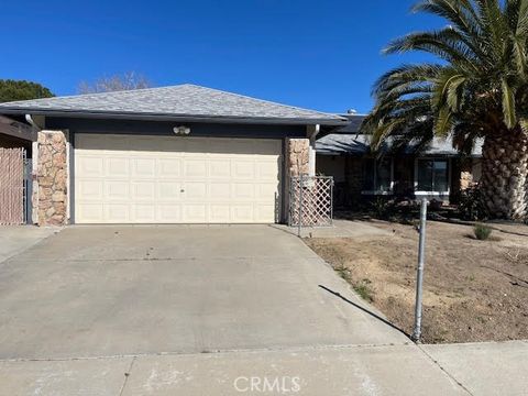 Photo of 3143 Darkwood Ln, Lancaster, CA 93536 (MLS # PW26028887)