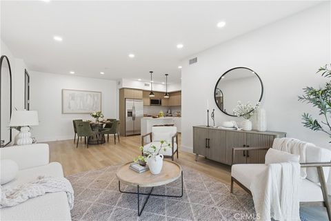 Photo of 12078 Guerin Street #301, Studio City, CA 91604 (MLS # SR26038009)