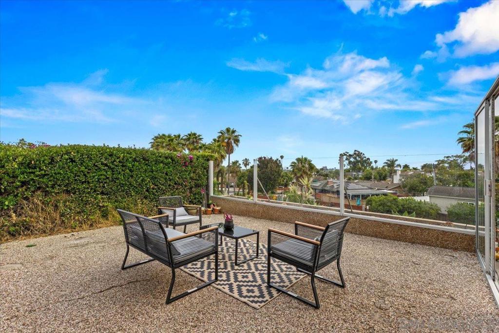 5021 Foothill Blvd