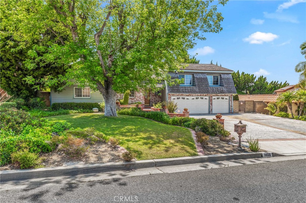 1408 Queen Summit Drive