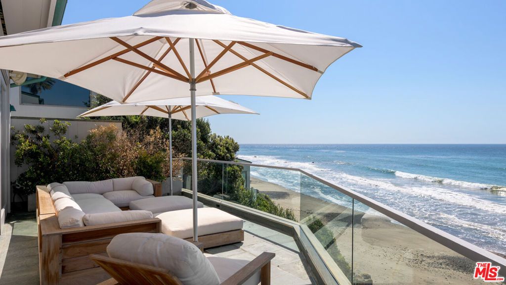 Photo of 33340 Pacific Coast Highway, Malibu, CA 90265 (MLS # 25565387)
